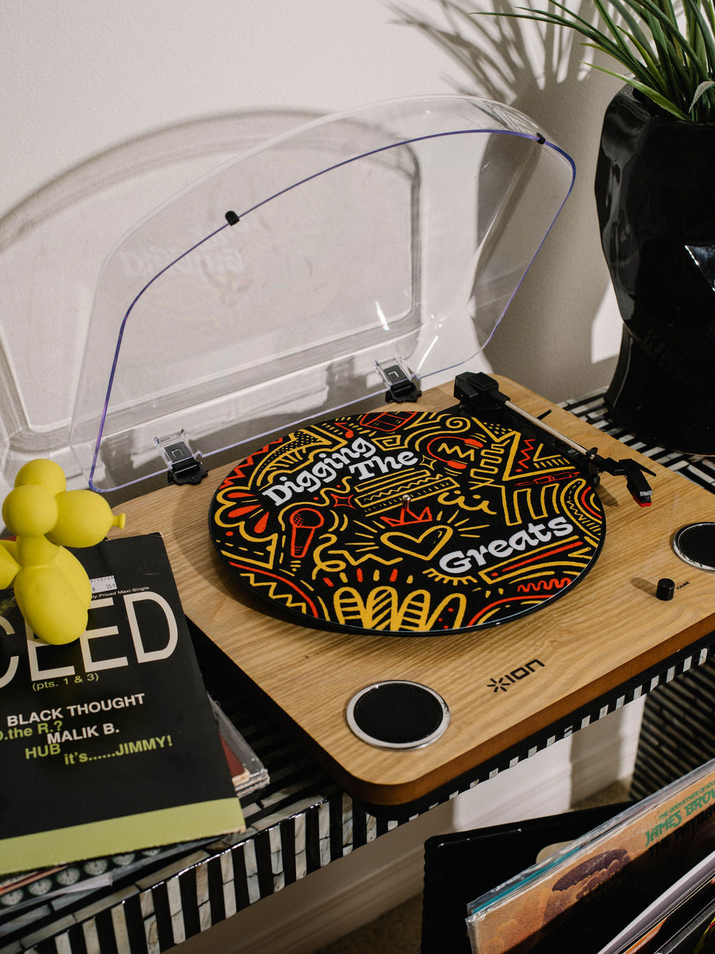 Tiki Totem 7 Inch Turntable Slipmat Portable Record Player, DJ Slipmat 16oz  Felt W/ Glazed Bottom 